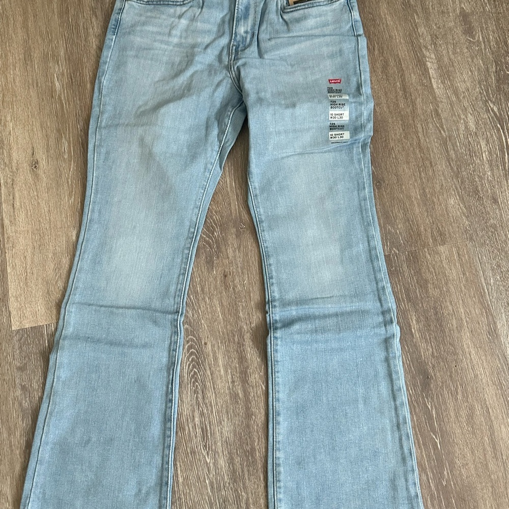 Levi's Women's Light Blue Jeans